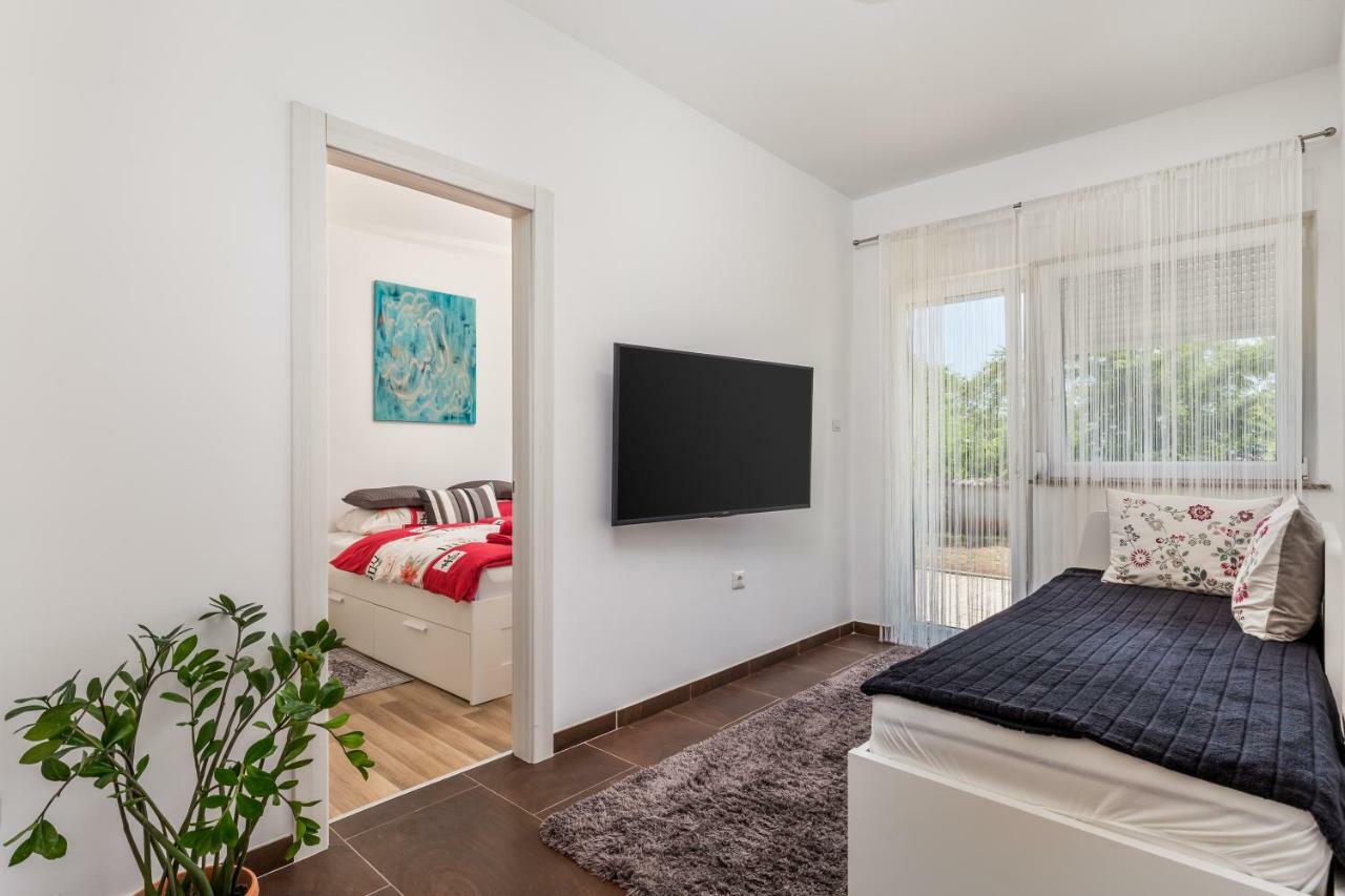 Appartement Klein Aber Fein à Rijeka Extérieur photo