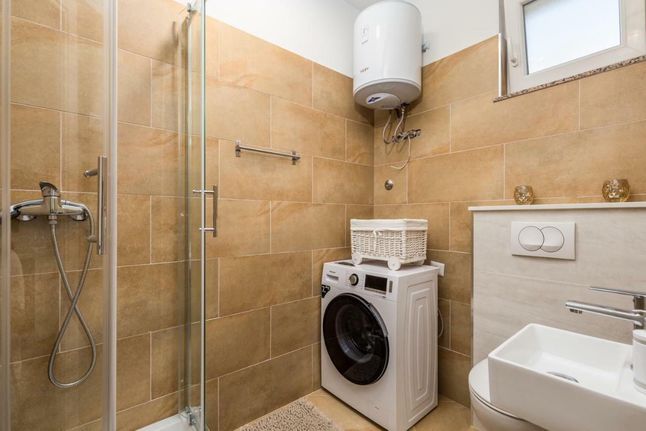 Appartement Klein Aber Fein à Rijeka Extérieur photo